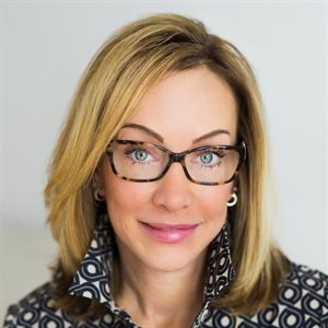 Lynne D. Shoars